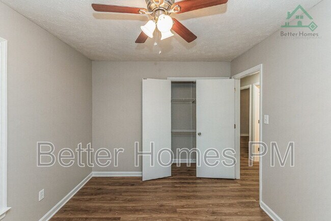 Building Photo - 7312 Pebblebrook Dr