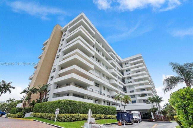 Building Photo - 177 Ocean Ln Dr