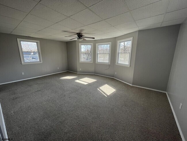 Building Photo - 104 Minnetonka Ave