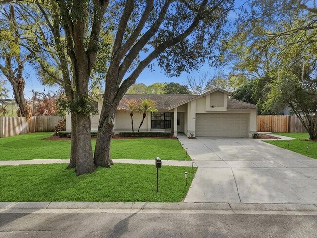 Building Photo - 645 Rosemere Cir