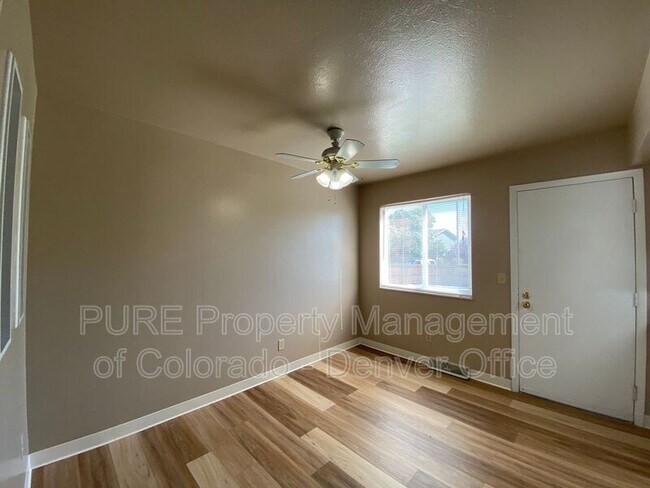 Building Photo - 10750 Owens St