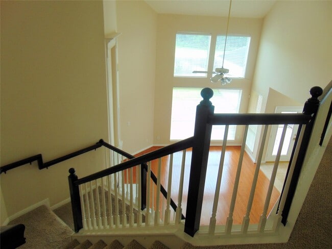 Building Photo - 1739 Lakewinds Dr