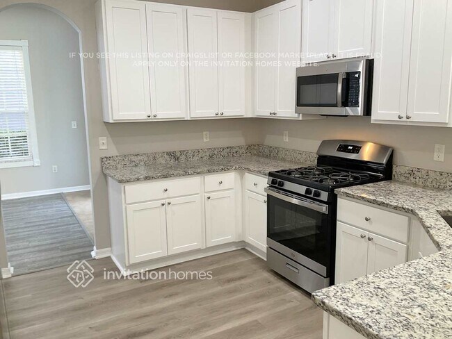 Building Photo - 10601 Kidbrooke Ct