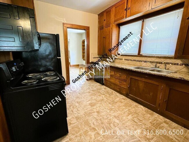 Building Photo - 365 N Vassar Ave