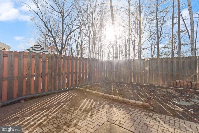 Building Photo - 309 Wind Ridge Dr