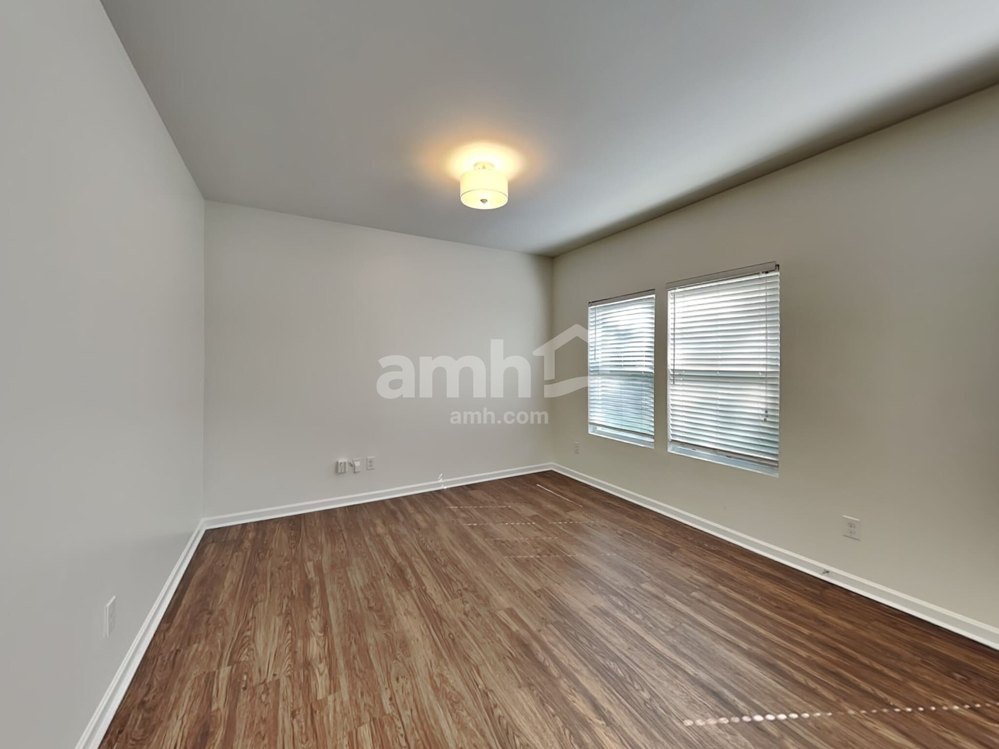 Building Photo - 10216 Daniel Dwayne Dr