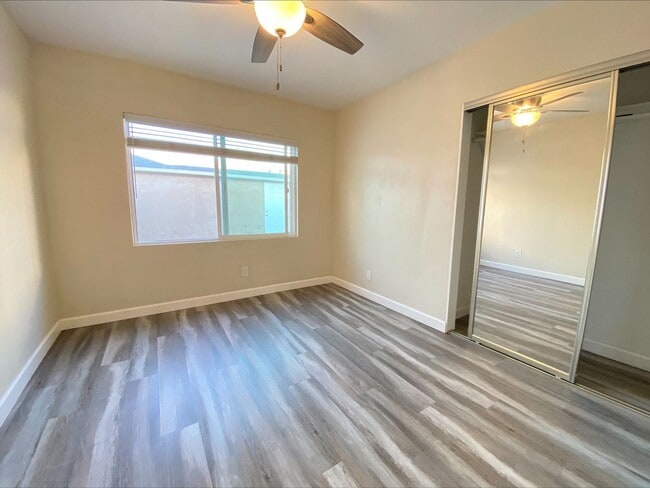 Building Photo - 1 Block from the Beach! Apartment Home in Ocean Beach! Private Garage! Private Patio!