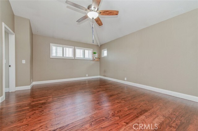 Building Photo - 9042 Santiago Dr