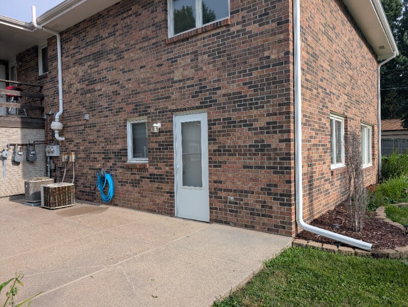 Building Photo - 4207 S 52nd St