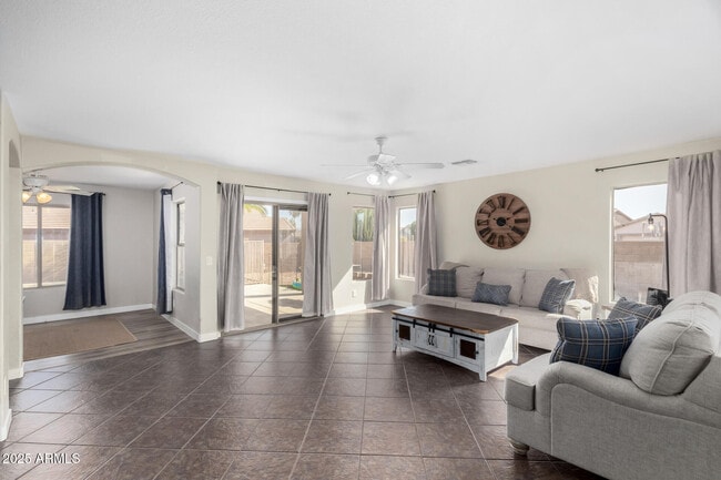 Building Photo - 16035 N 159th Dr