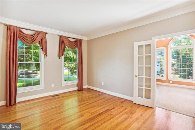Building Photo - 8931 Falls Farm Dr