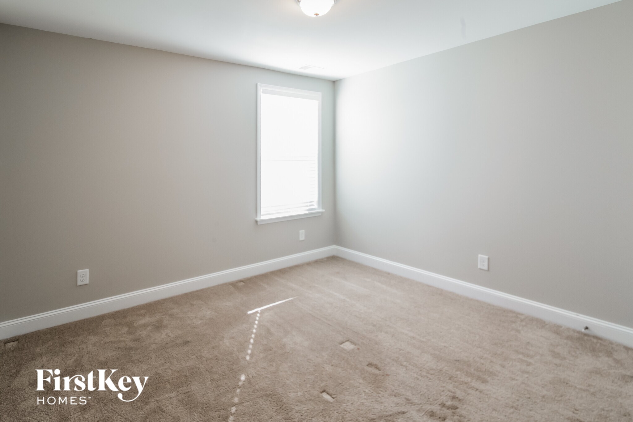 Building Photo - 153 Yorkshire Dr