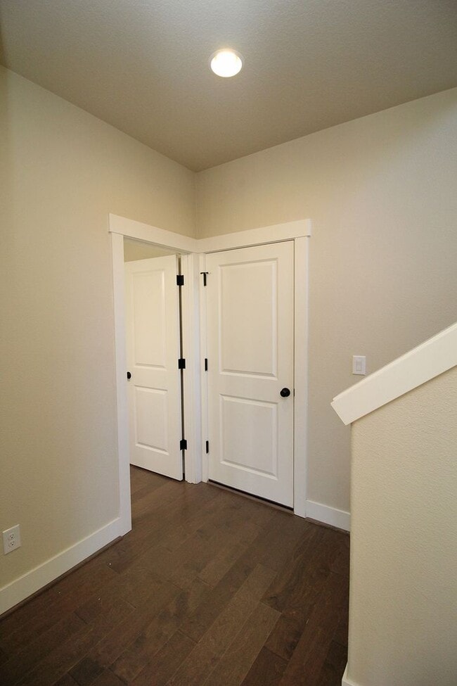 Building Photo - 13490 SW Calabash Terrace