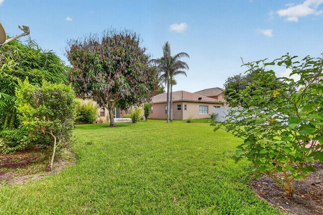 Building Photo - 5614 Sunberry Cir
