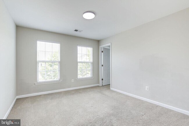 Building Photo - 2311 Whitley Rd