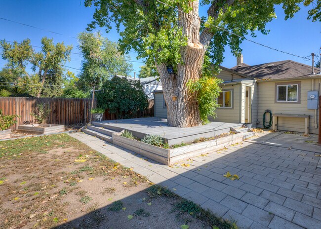 Building Photo - 4319 S Logan St