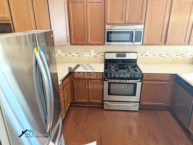 Building Photo - 5454 Jessip St