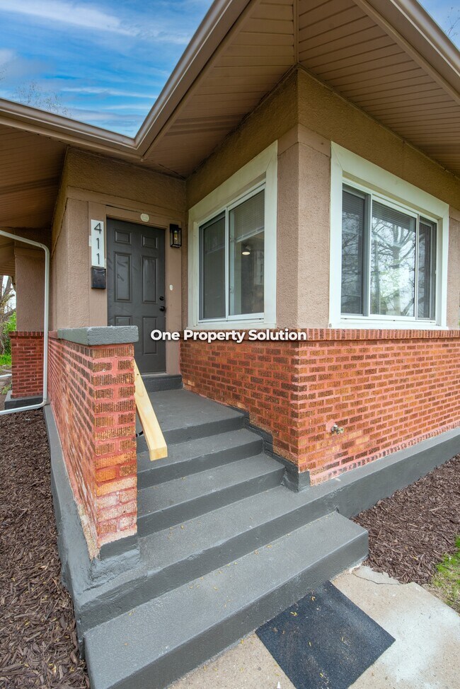 Building Photo - 411 Pierce St