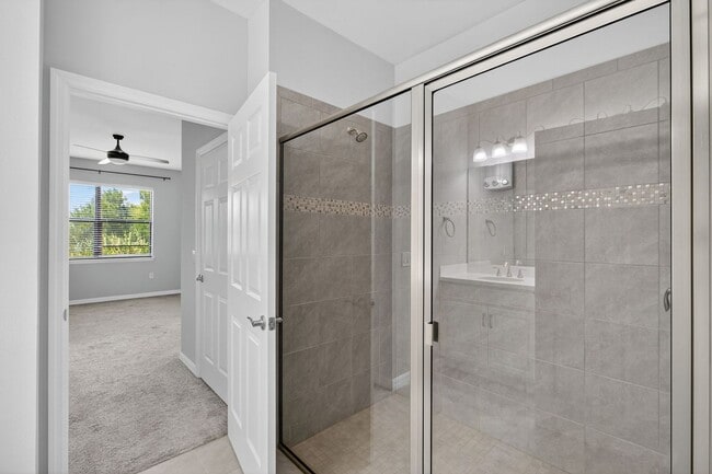 Building Photo - Annual Unfurnished 2 Bedroom 2 Bathroom with a Den located in the Preserve at the West Villages!