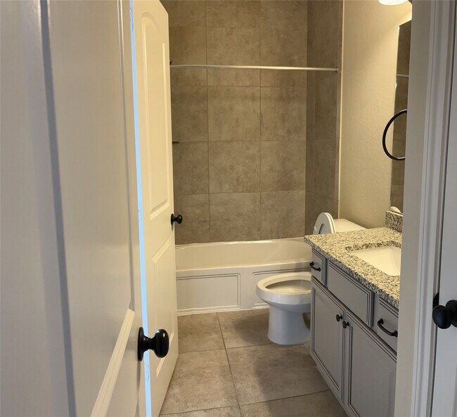 Building Photo - 12250 La Strada St