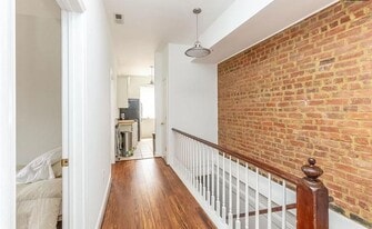 Building Photo - 324 N 27th St