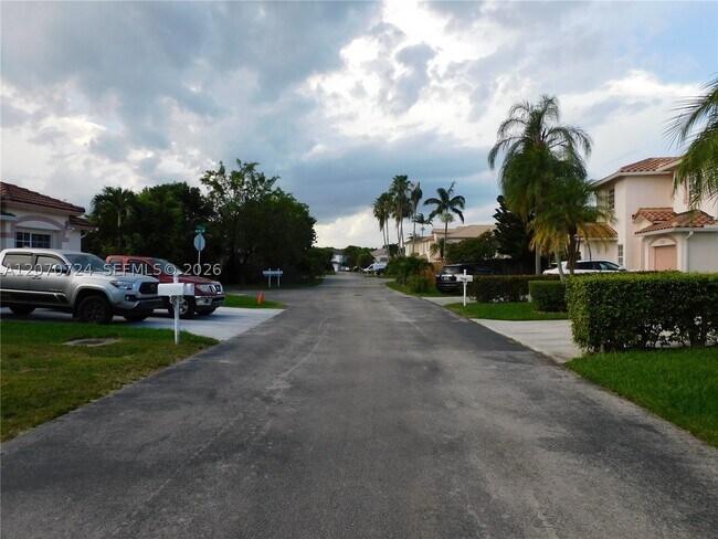 Building Photo - 14271 SW 150th Ave