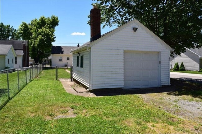 Building Photo - 2 Bed / 1 Bath House - Downtown Historic S...