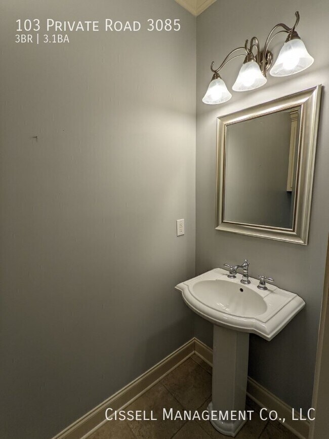 Building Photo - 103 Private Rd 3085