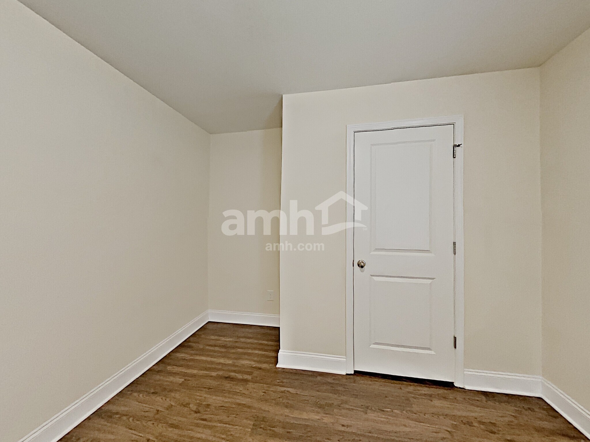 Building Photo - 2505 Beal St