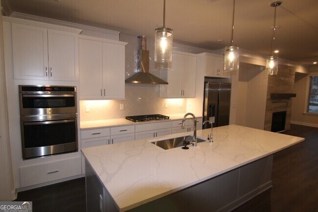 Building Photo - 1329 Rosen Rd