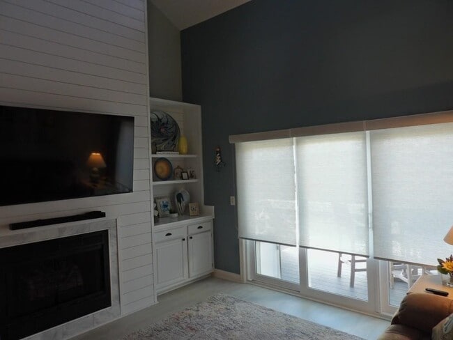 Building Photo - 4396 Baldwin Ave