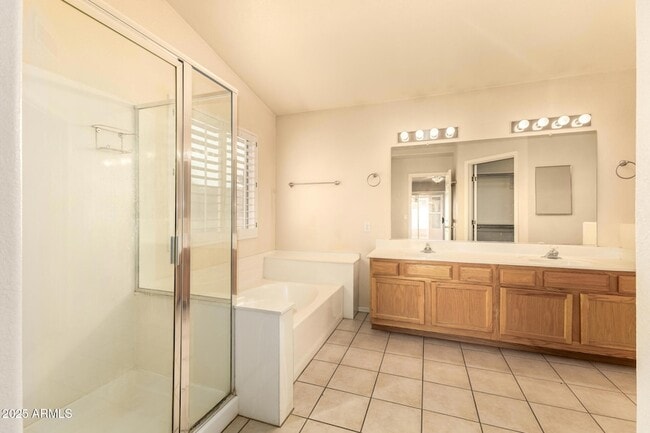 Building Photo - 15221 N 87th Dr