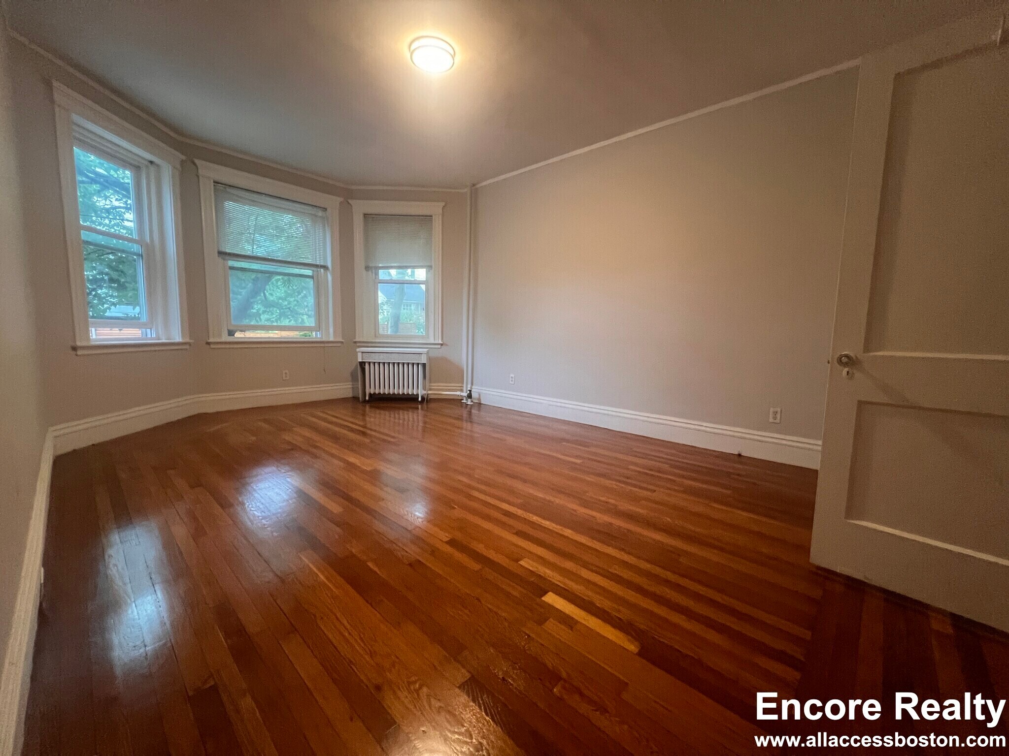 Building Photo - 31 Stearns Rd