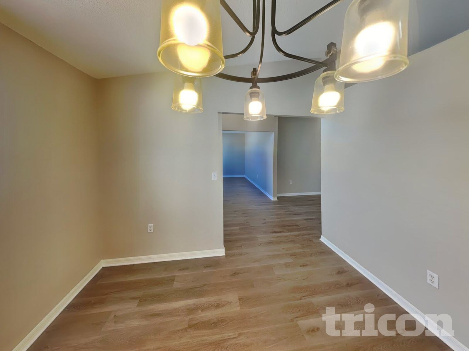 Building Photo - 7152 Summit Dr