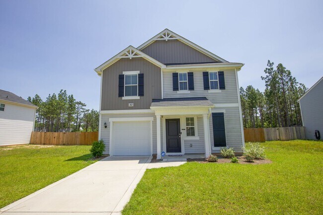 Building Photo - Coming up soon!!!!Centric beautiful proper...