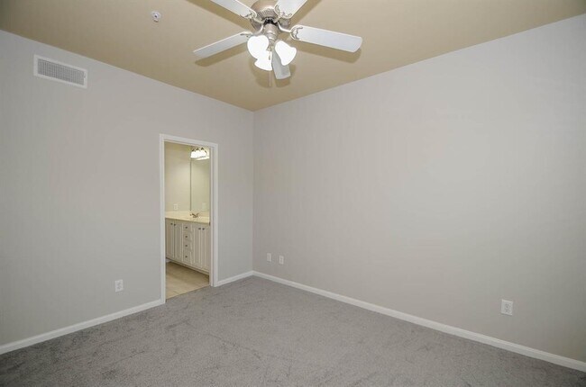 Building Photo - 12707 Boheme Dr