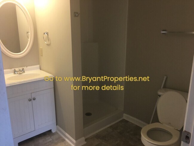 Building Photo - Madison - 3 Bedroom 2-Baths