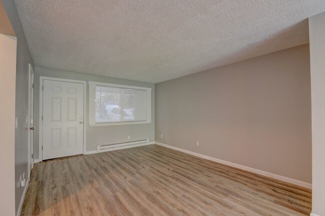 Primary Photo - 3701 Biscay St NW