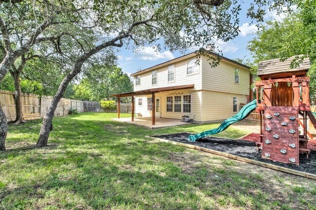 Building Photo - ***APPLICATION CURRENTLY UNDER REVIEW***Sp...