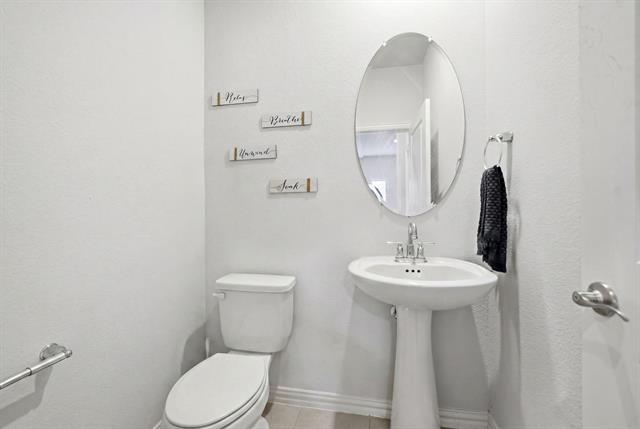 Building Photo - 224 Monarch Wy