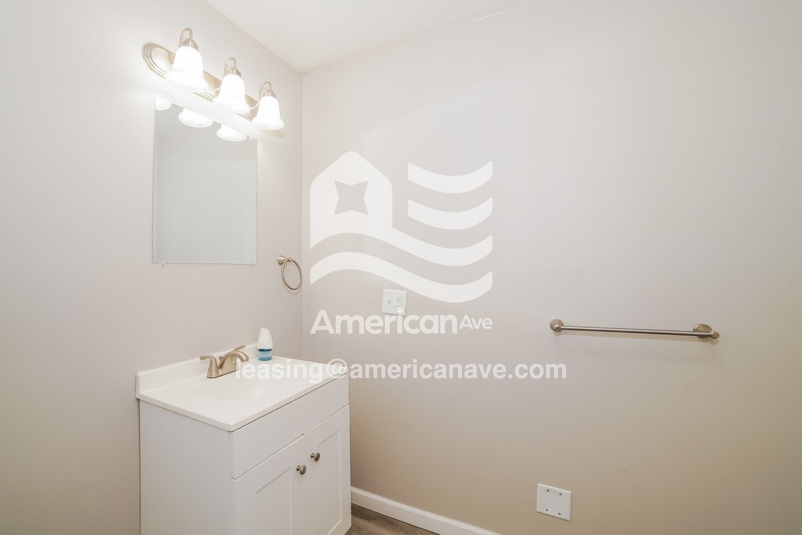 Building Photo - 302 Wagner St