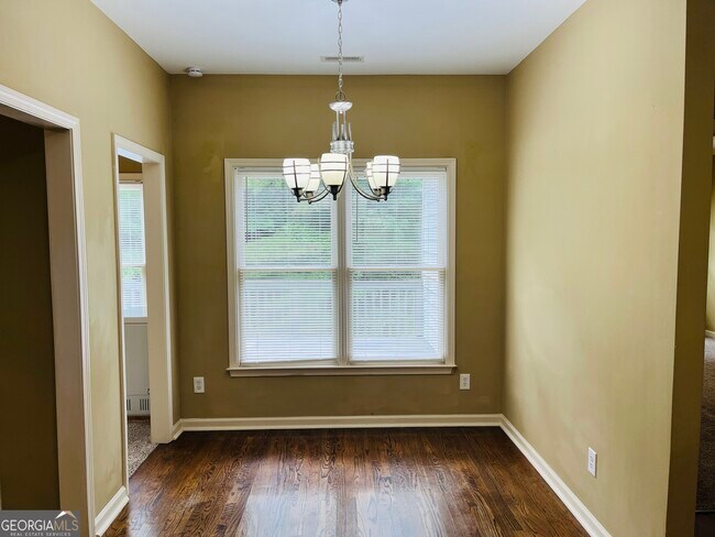 Building Photo - 70 Indian Bluff Dr