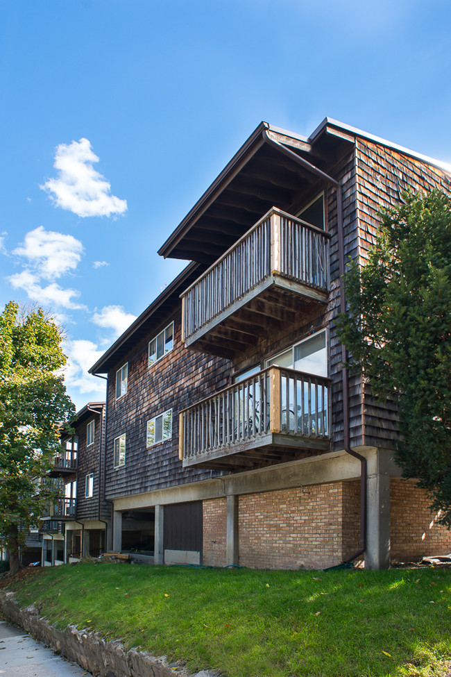 608 High Street - 608 High St
