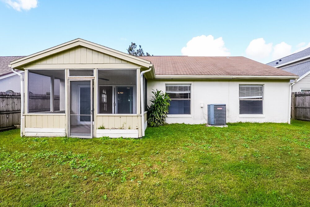 Building Photo - 1006 Burnett St