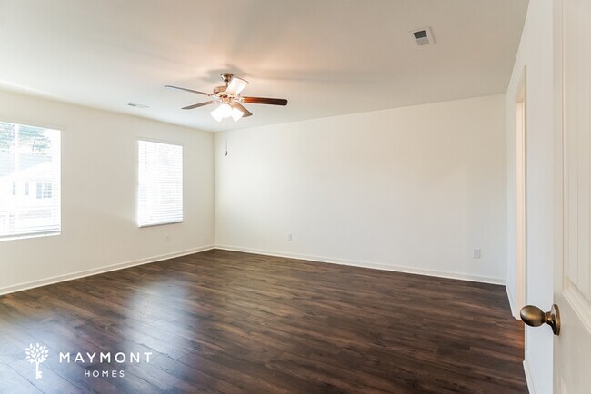 Building Photo - 3 Bedroom on Timber Leaf Loop