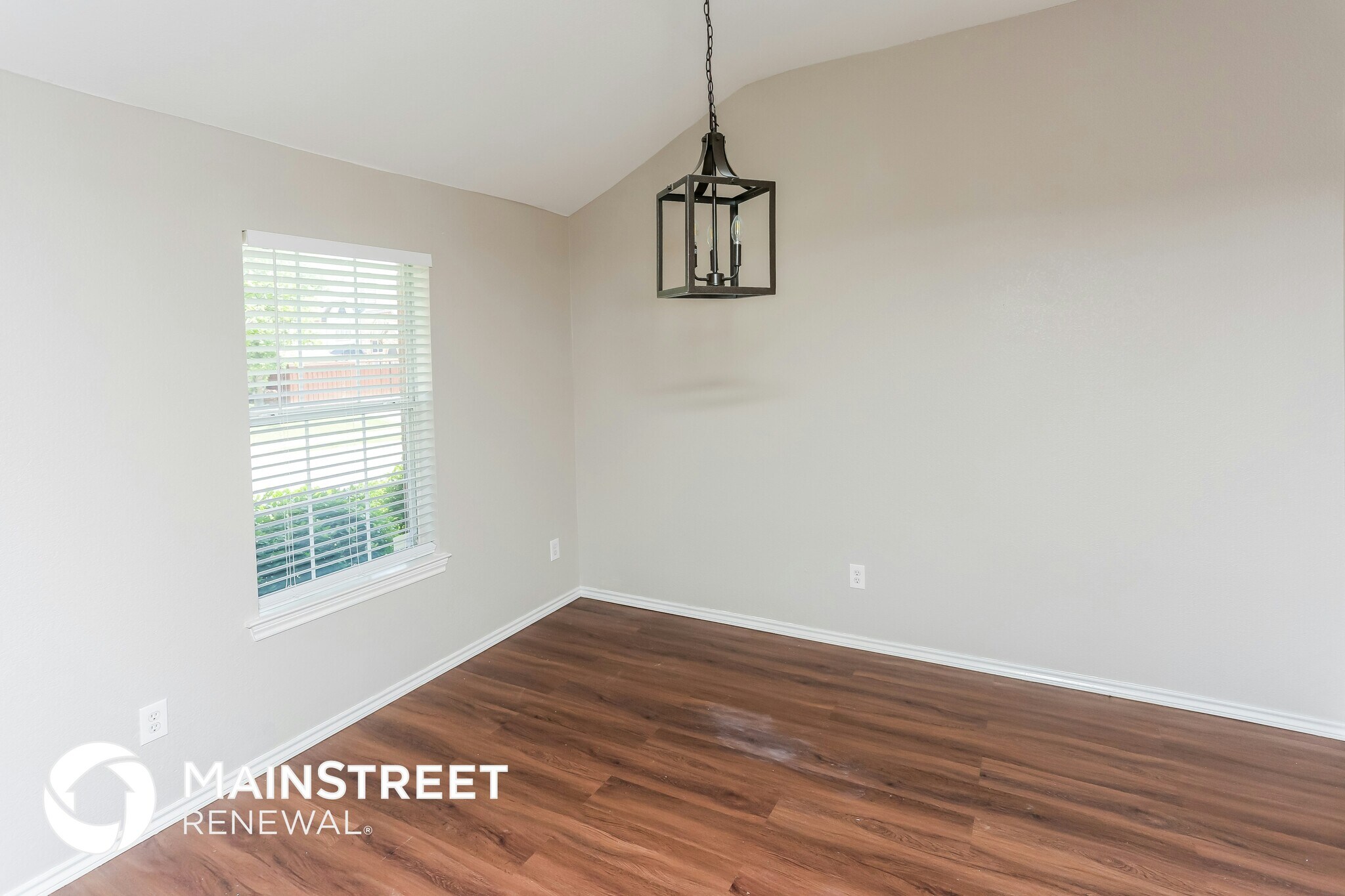 Building Photo - 3353 Stoneway Dr