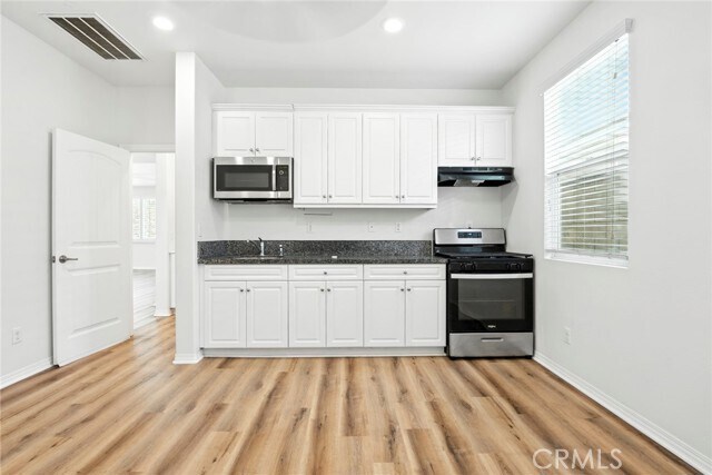 Building Photo - 7838 Sea Salt Ave