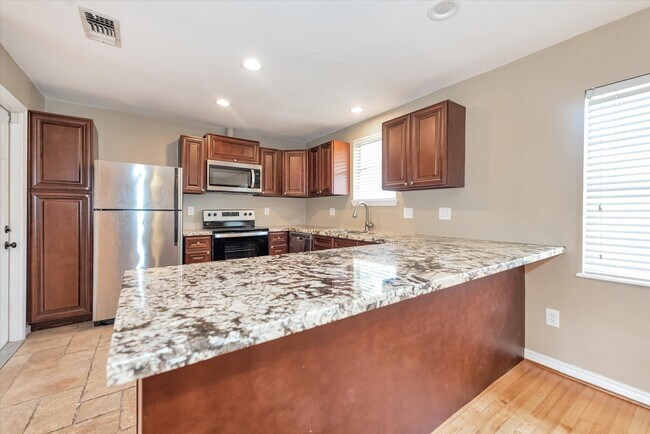 Building Photo - 5321 Pagewood Ln