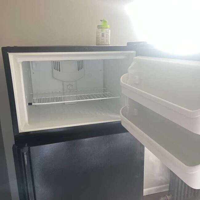 Building Photo - 3233 W 50th St