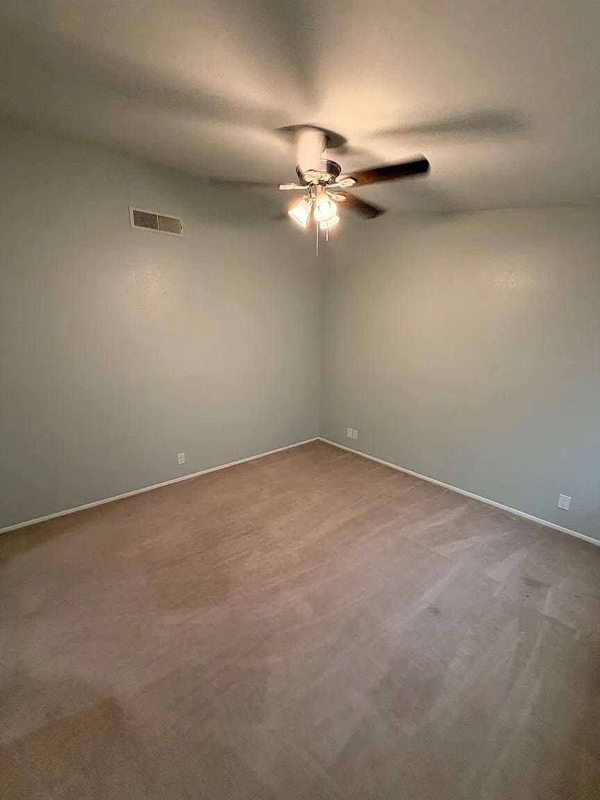 Building Photo - 13606 Dutch Myrtle